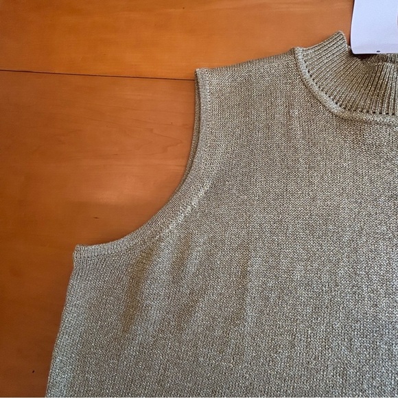 Jessica London 26/28 NWT shimmery, gold sleeveless mock turtleneck knit top - Picture 2 of 11